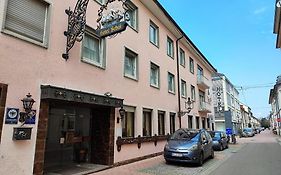 HOTEL Schiff